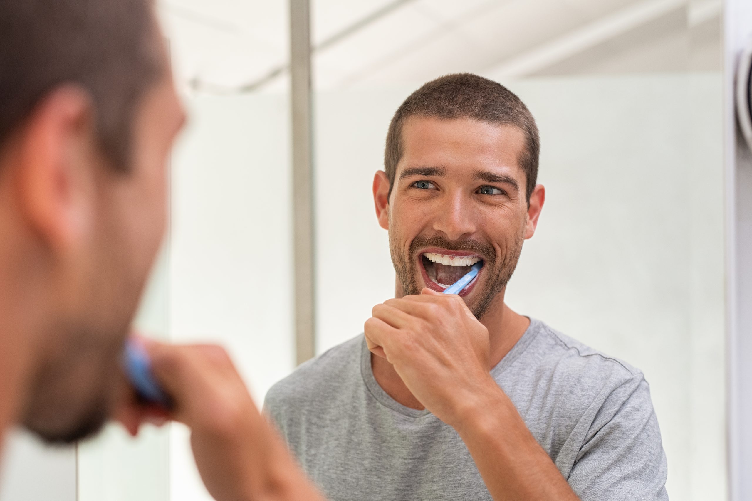 Options for Teeth Whitening That Are Widely Accepted